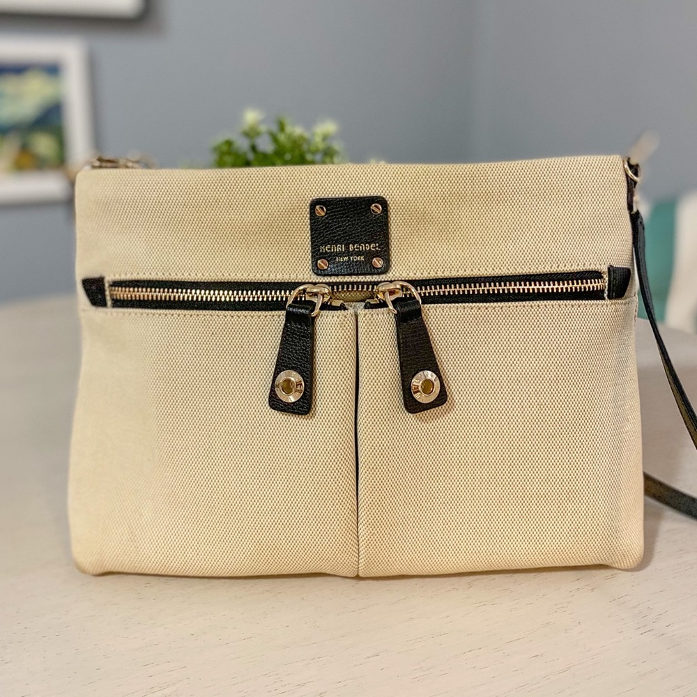 Henri Bendel Jetsetter Crossbody in Canvas